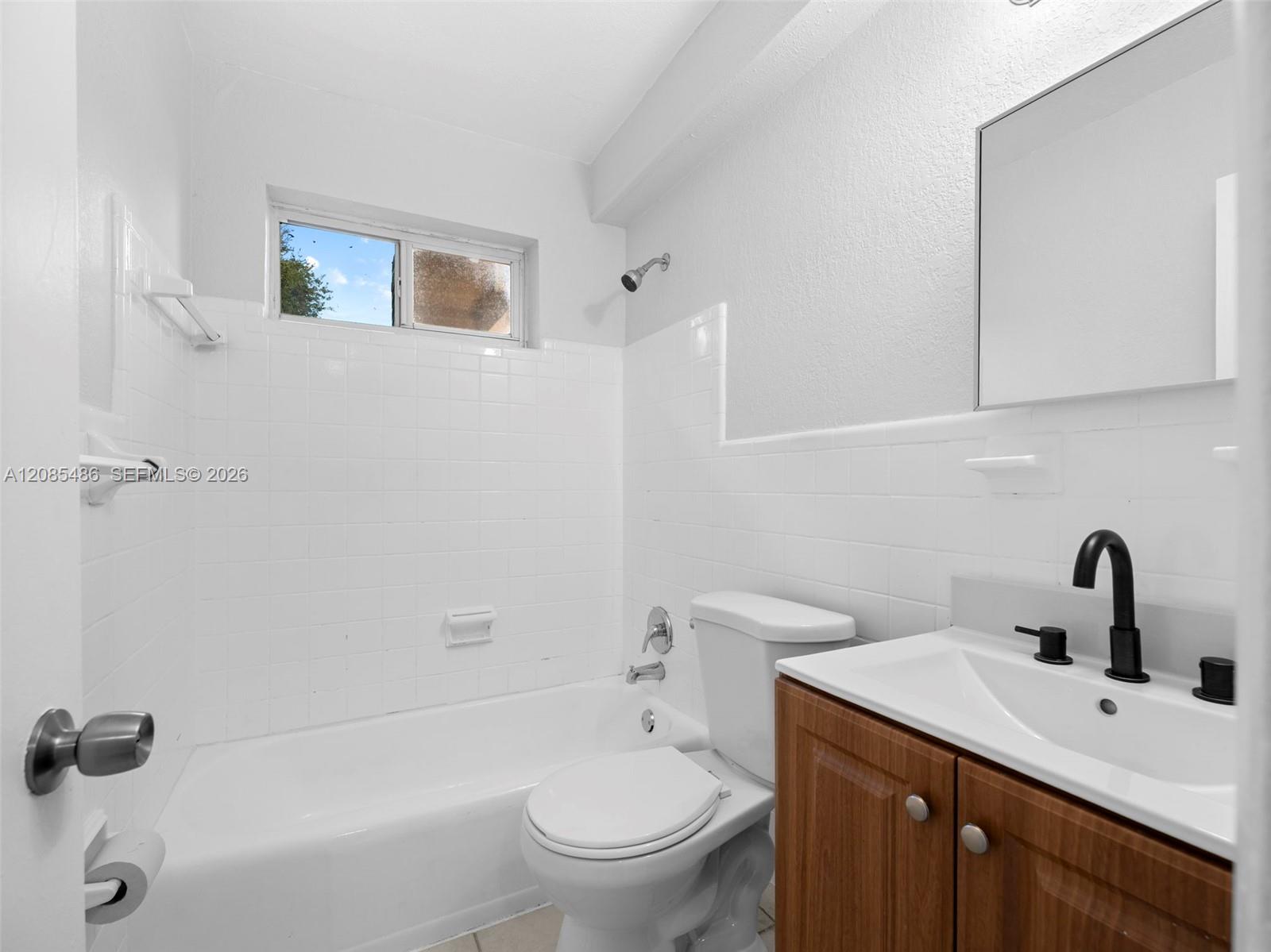 1460 Nw 52nd Street 2 Property Photo 17