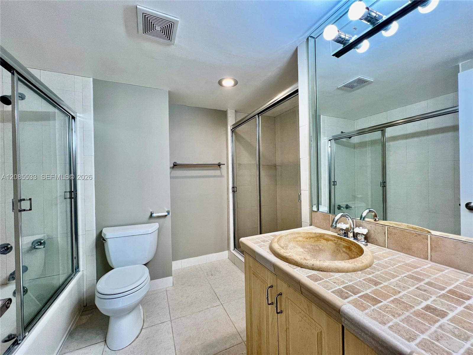 10101 E Bay Harbor Drive 301 Property Photo 10