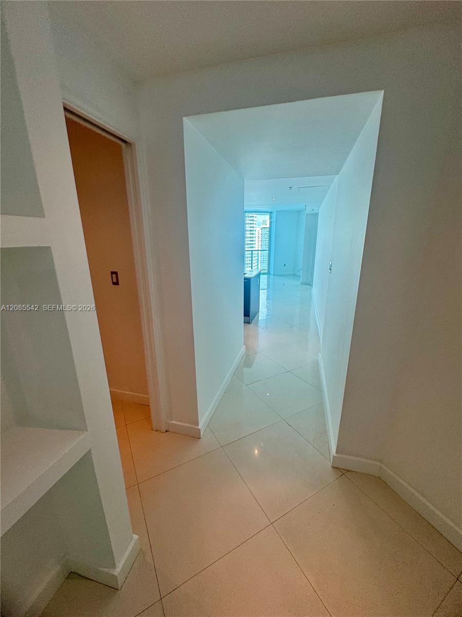 1900 N Bayshore Drive 2306 Property Photo 4