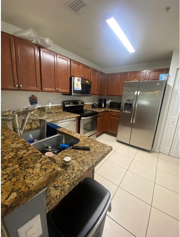 A12085561 Property Photo 8