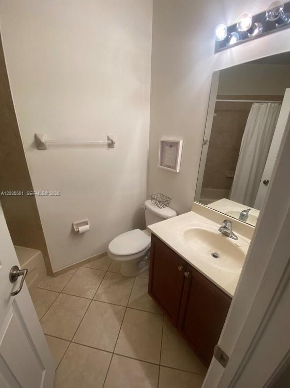 A12085561 Property Photo 17