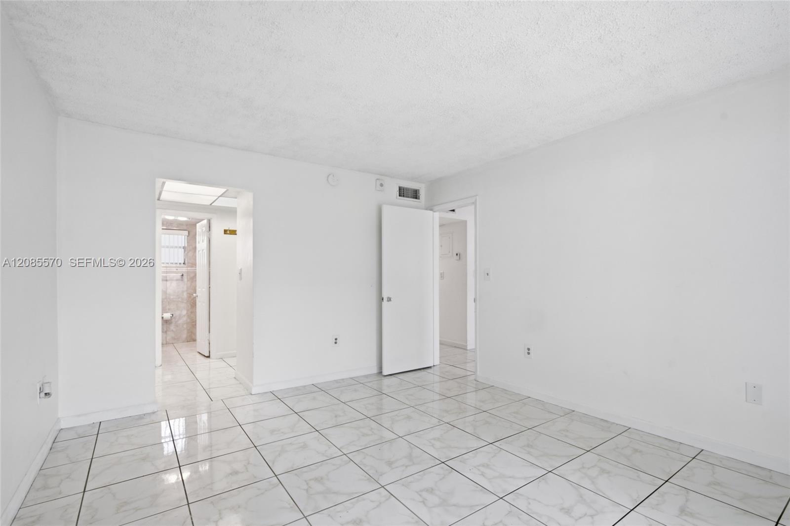 19051 Ne 2nd Avenue 1503 Property Photo 18