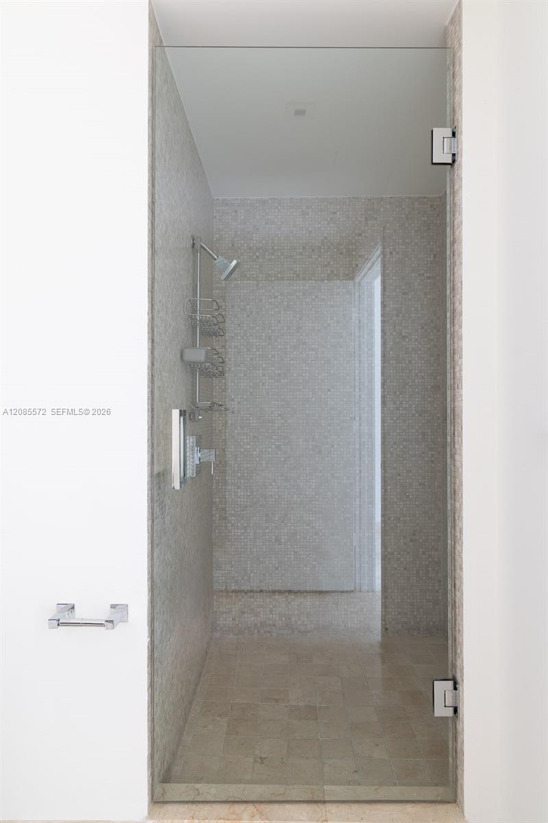 68 Se 6th Street 2404 Property Photo 14