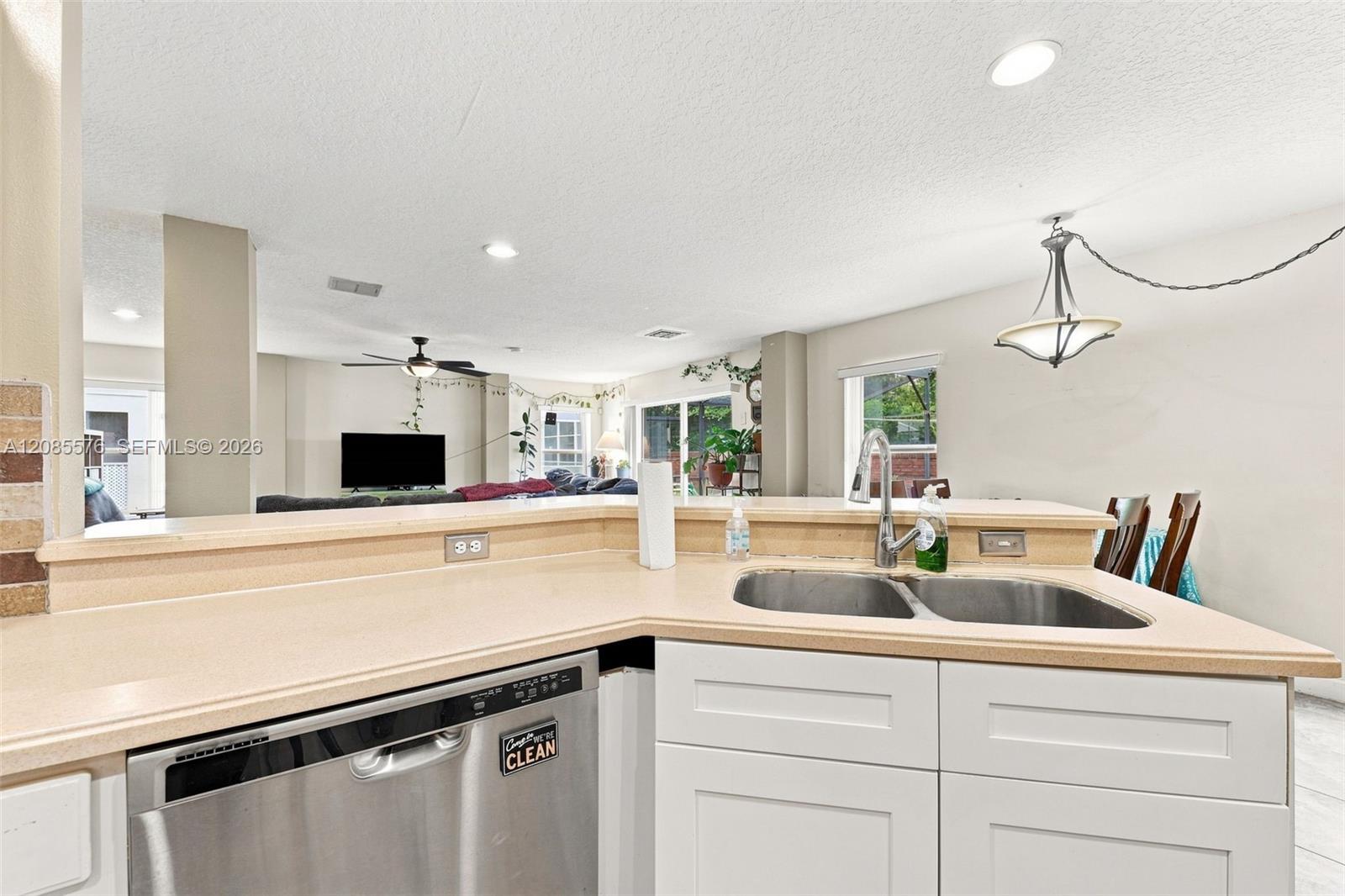611 Abaco Property Photo 9