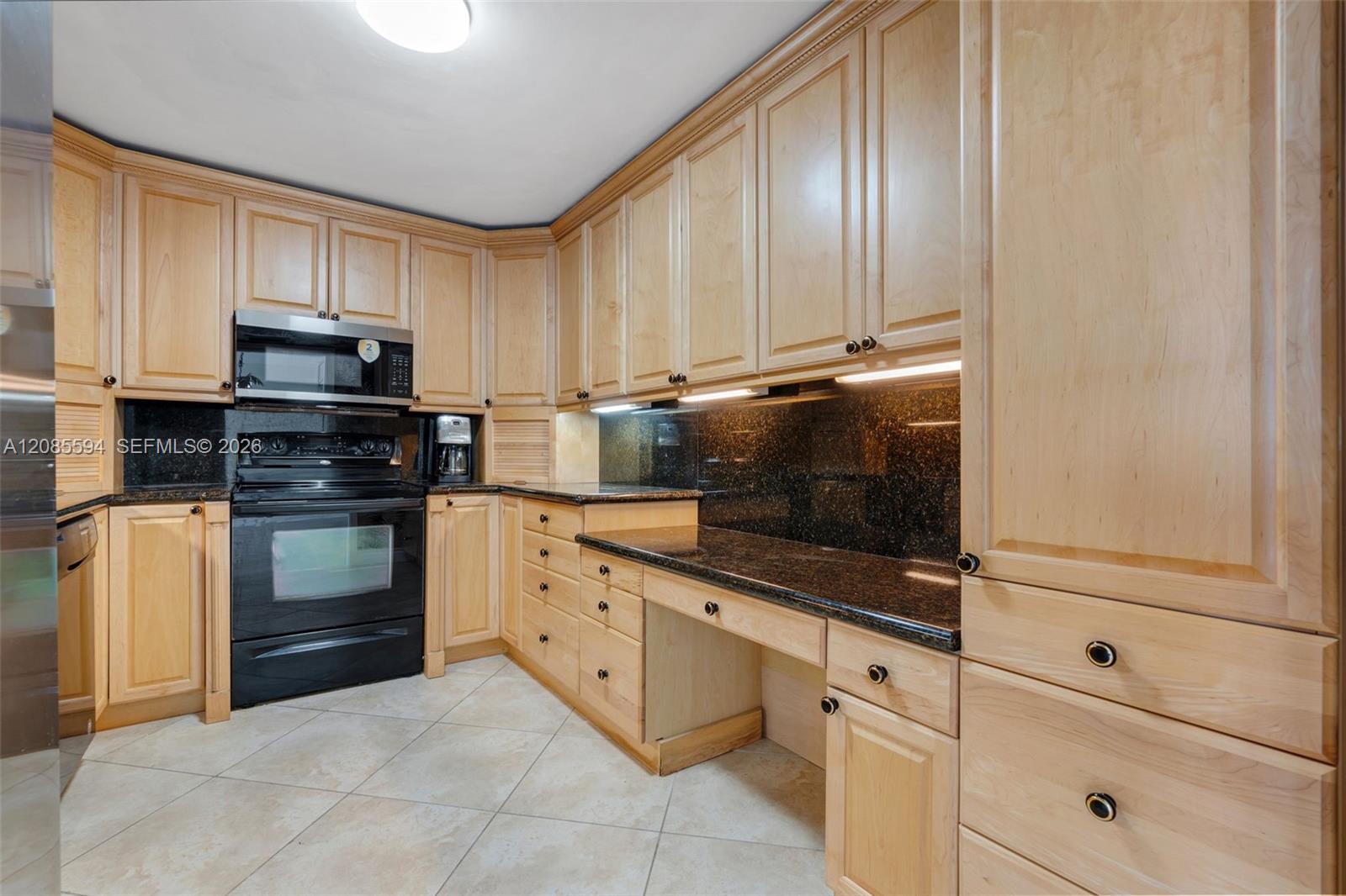 531 N Ocean Boulevard 1510 Property Photo 19
