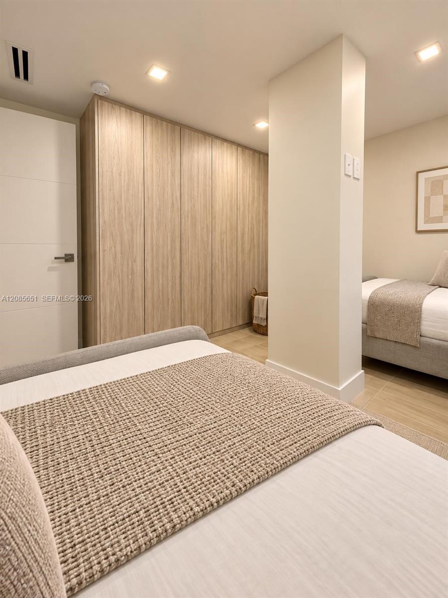 9801 Collins Avenue 6e Property Photo 18