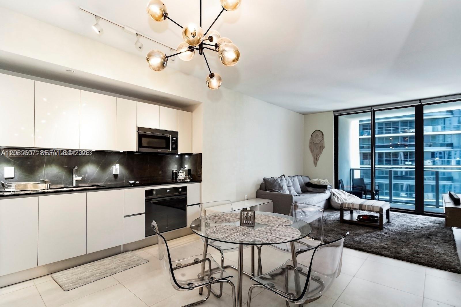 1010 Brickell Avenue 2508 Property Photo 1