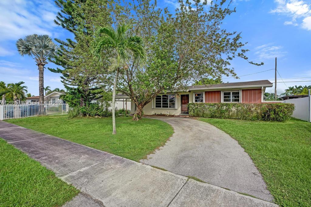 19731 Gulfstream Road Property Photo 1