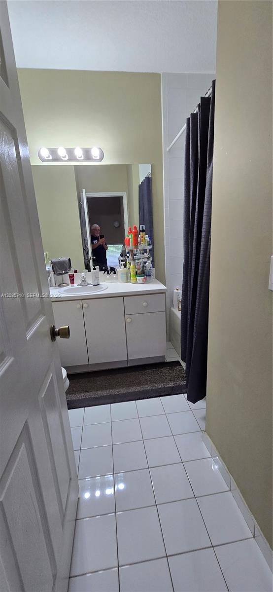 2283 Mariner Court 2607 Property Photo 7