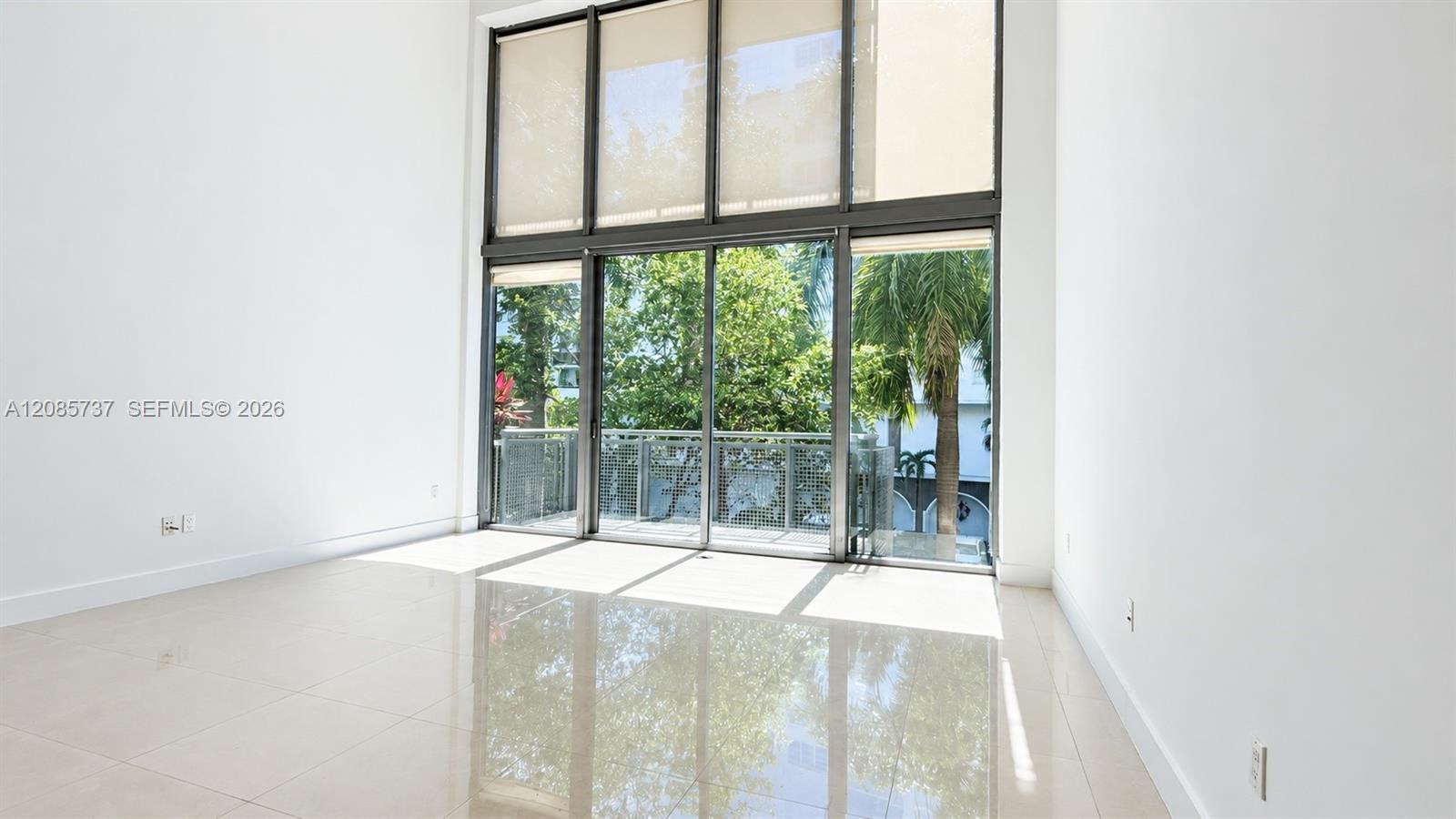 6000 Collins Avenue 305 Property Photo 1