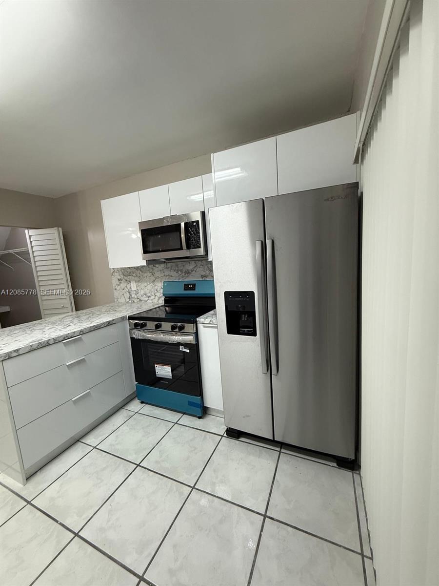 7861 W 29th Lane 102-13 Property Photo 17