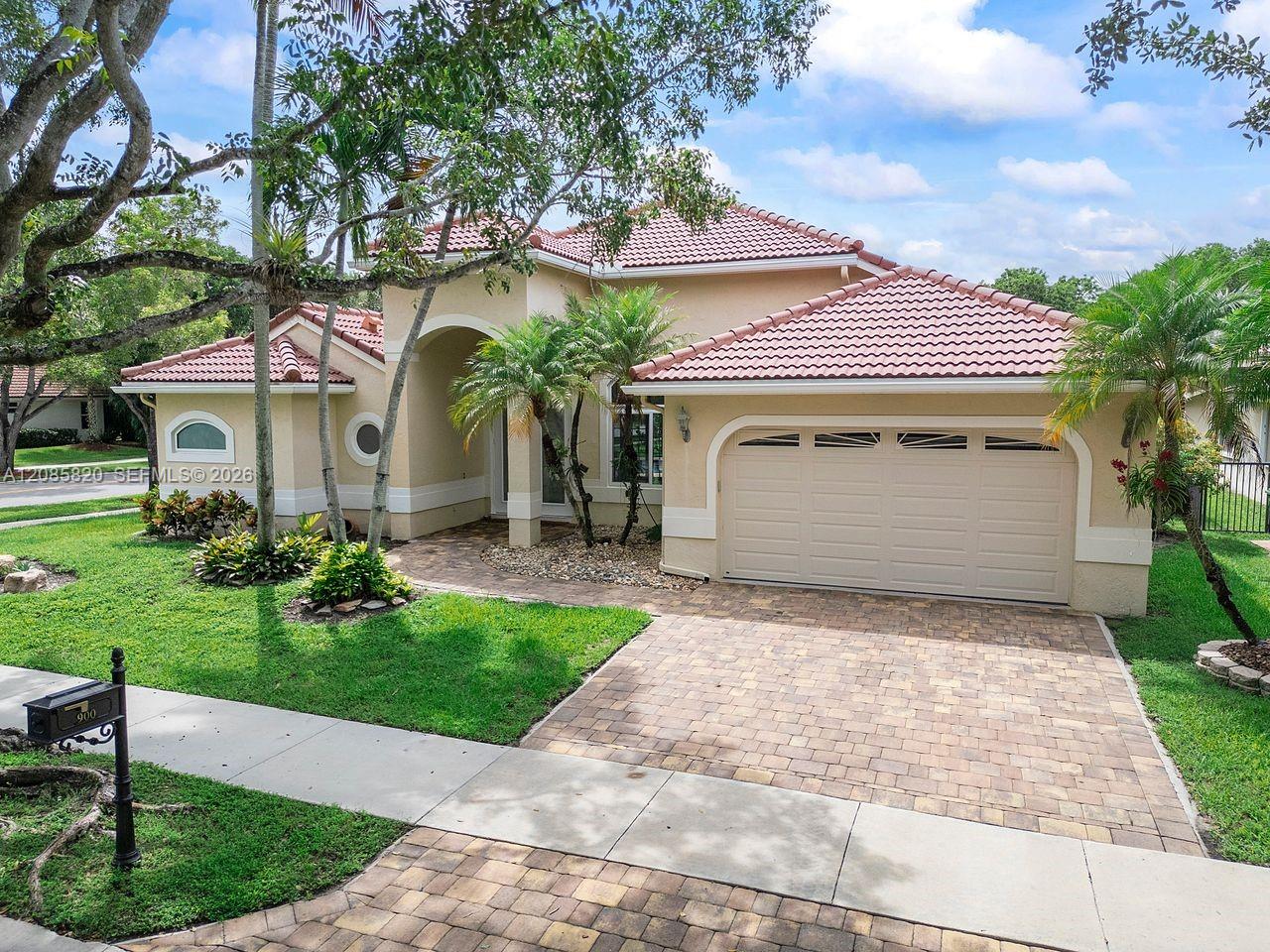 900 Spoonbill Circle Property Photo 10