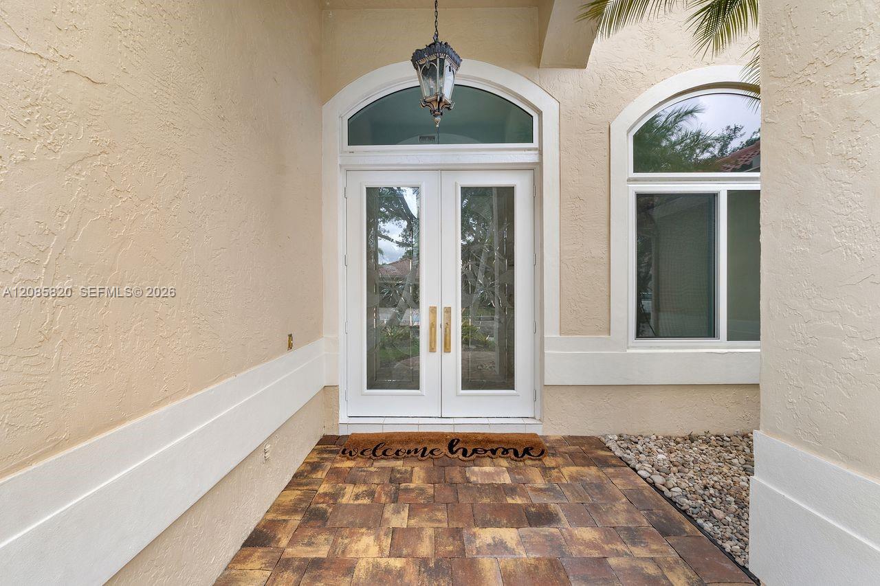 900 Spoonbill Circle Property Photo 33