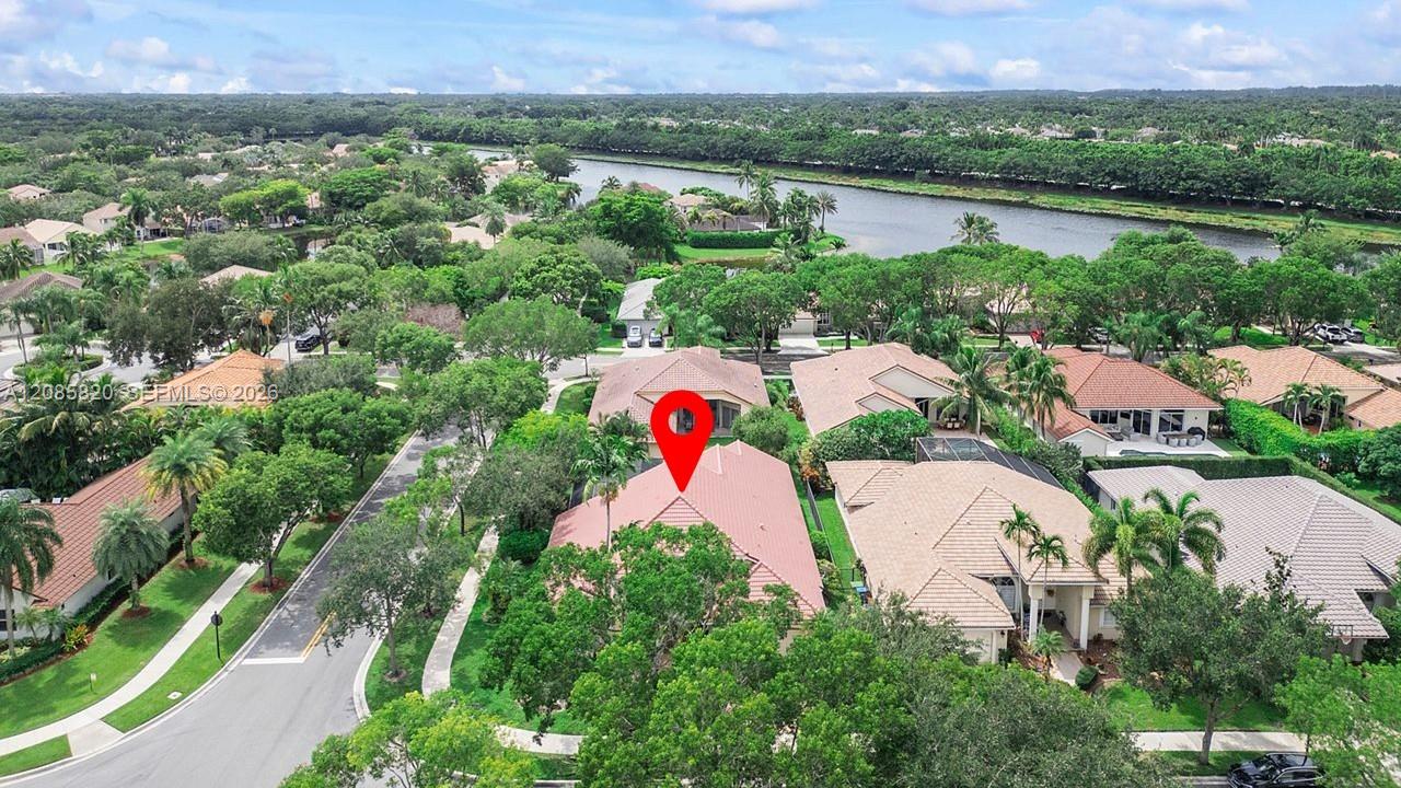 900 Spoonbill Circle Property Photo 35