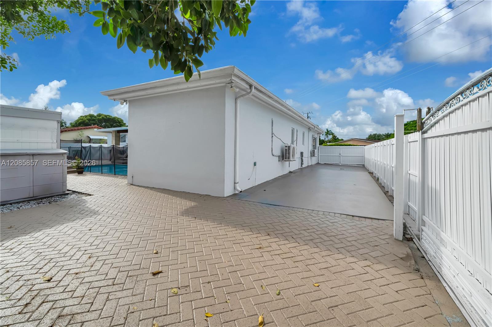 9365 Sw 44th Street Property Photo 42