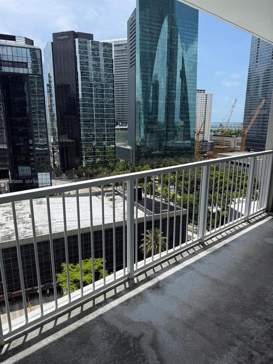 1250 S Miami Avenue 1412 Property Photo 1