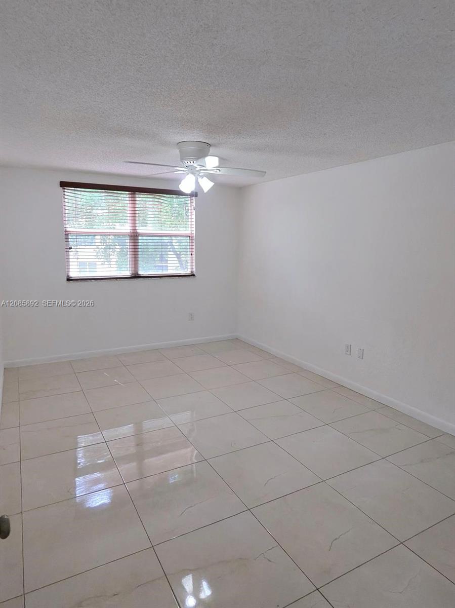 8245 Lake Drive 404 Property Photo 6