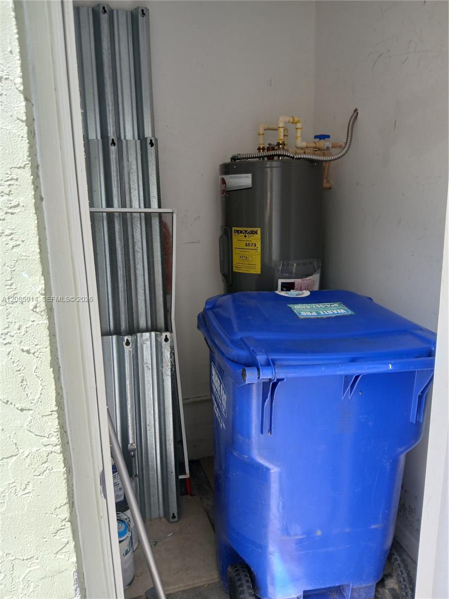 105 Hidden Ct Road A-3 Property Photo 6