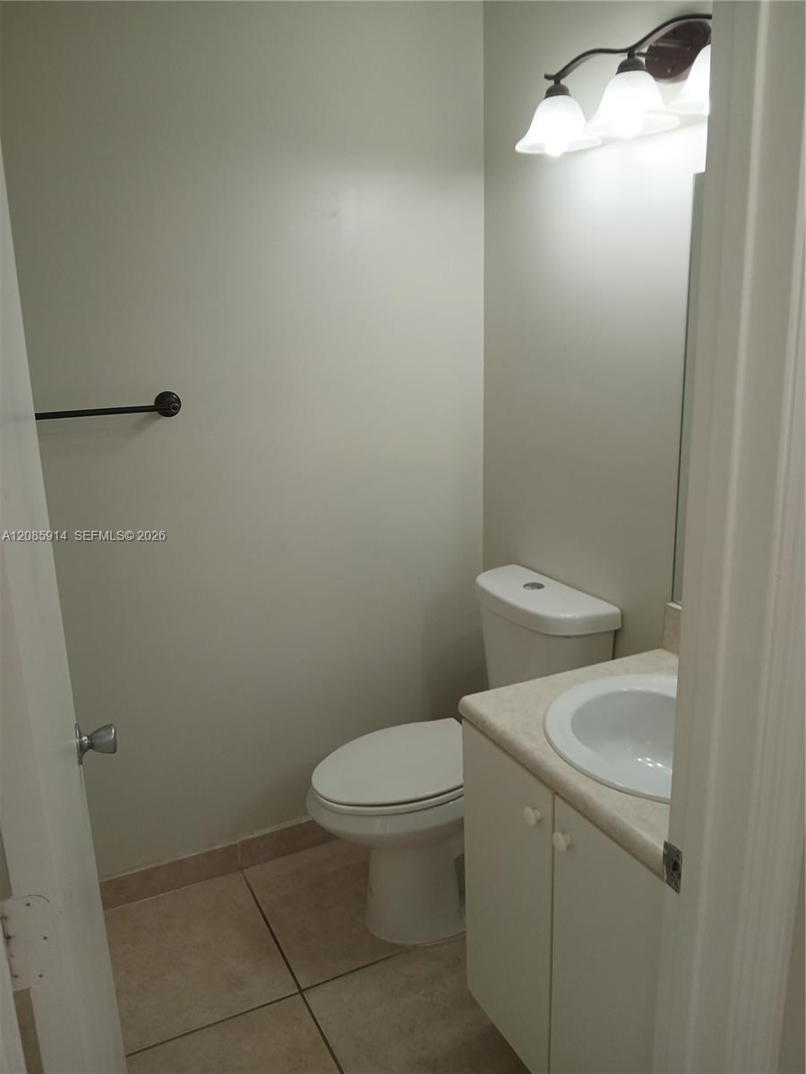 105 Hidden Ct Road A-3 Property Photo 8