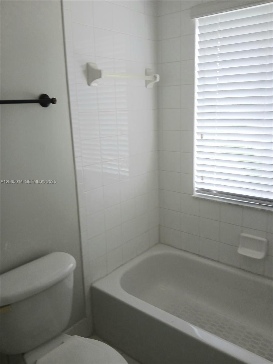105 Hidden Ct Road A-3 Property Photo 33