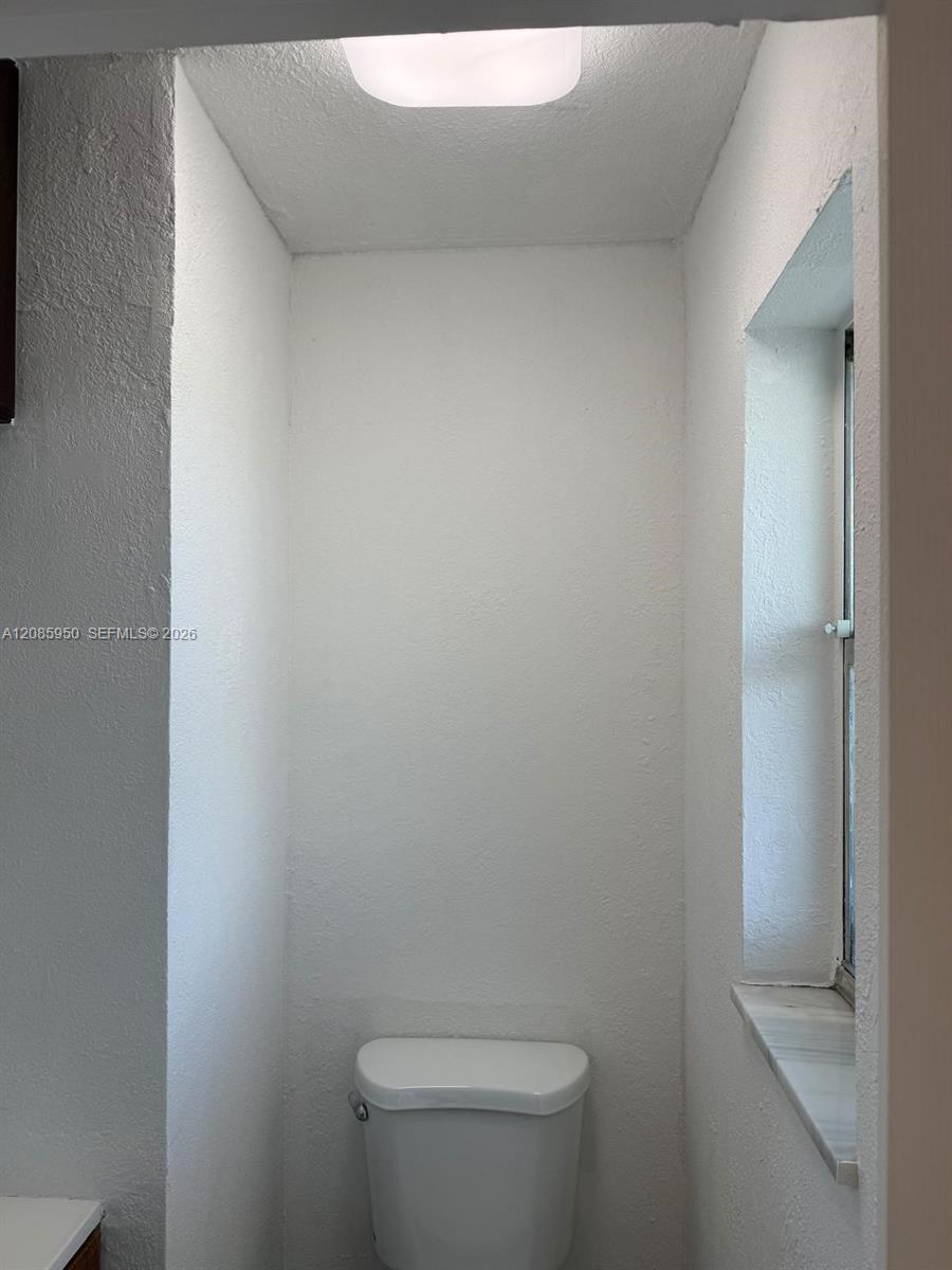 8040 N Colony Circle N 304 Property Photo 12