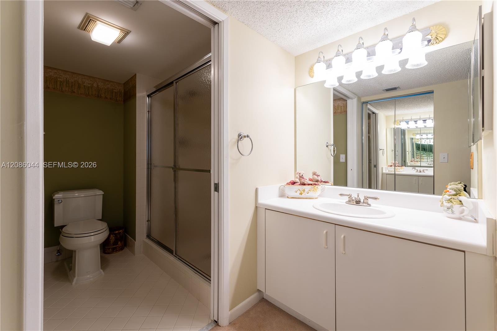 1600 Sw 127th Way 207c Property Photo 6