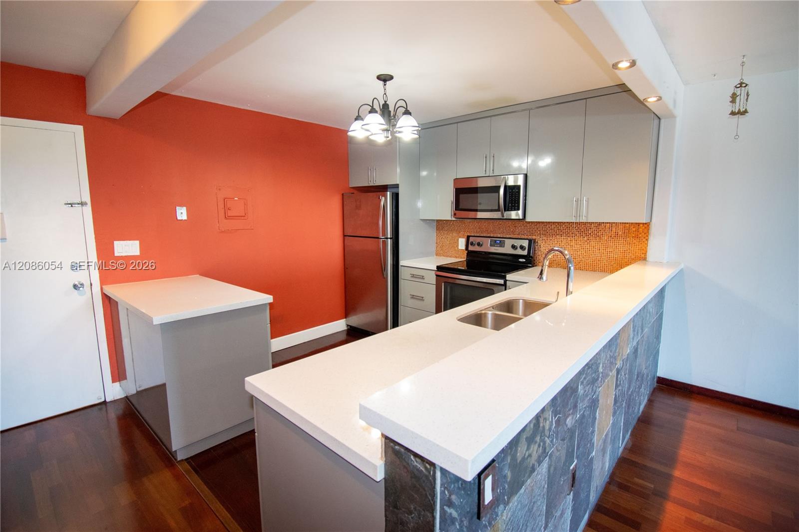 A12086054 Property Photo 6