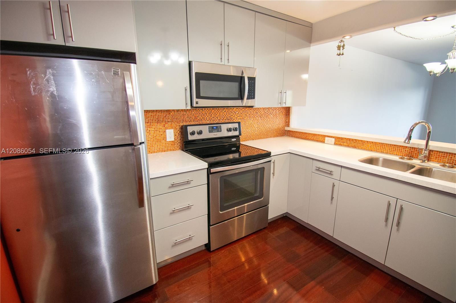 A12086054 Property Photo 6