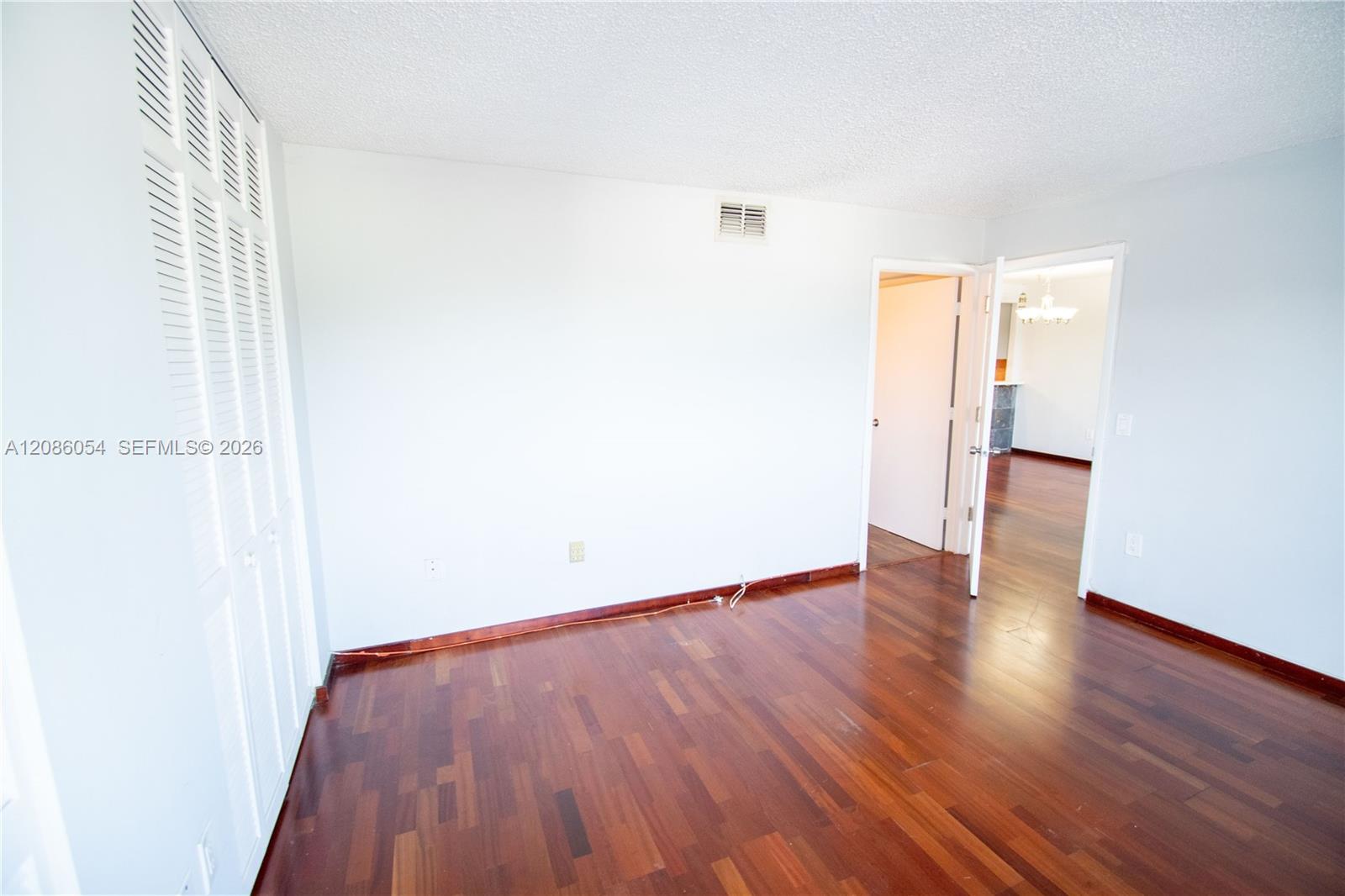 A12086054 Property Photo 20