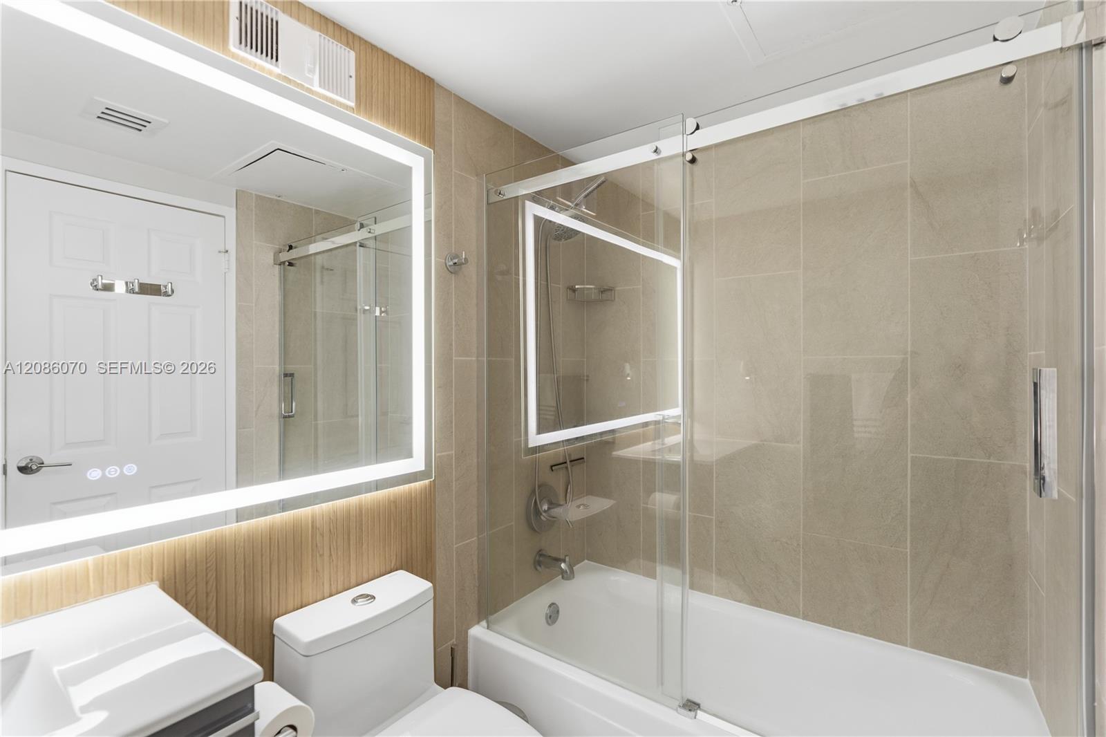 2501 S Ocean Drive 927 (available April 15) Property Photo 9