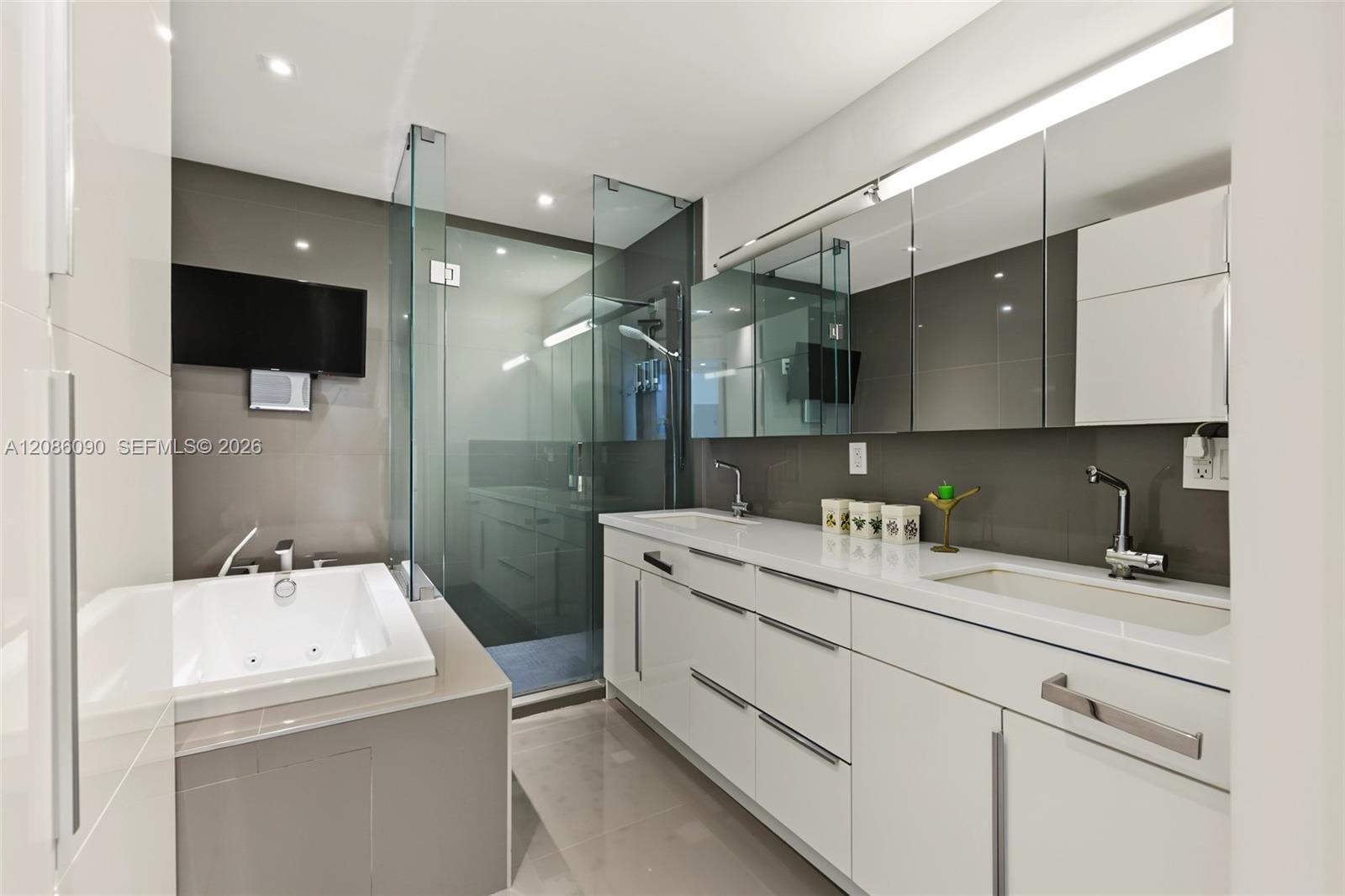16500 Collins Avenue 2654 Property Photo 13