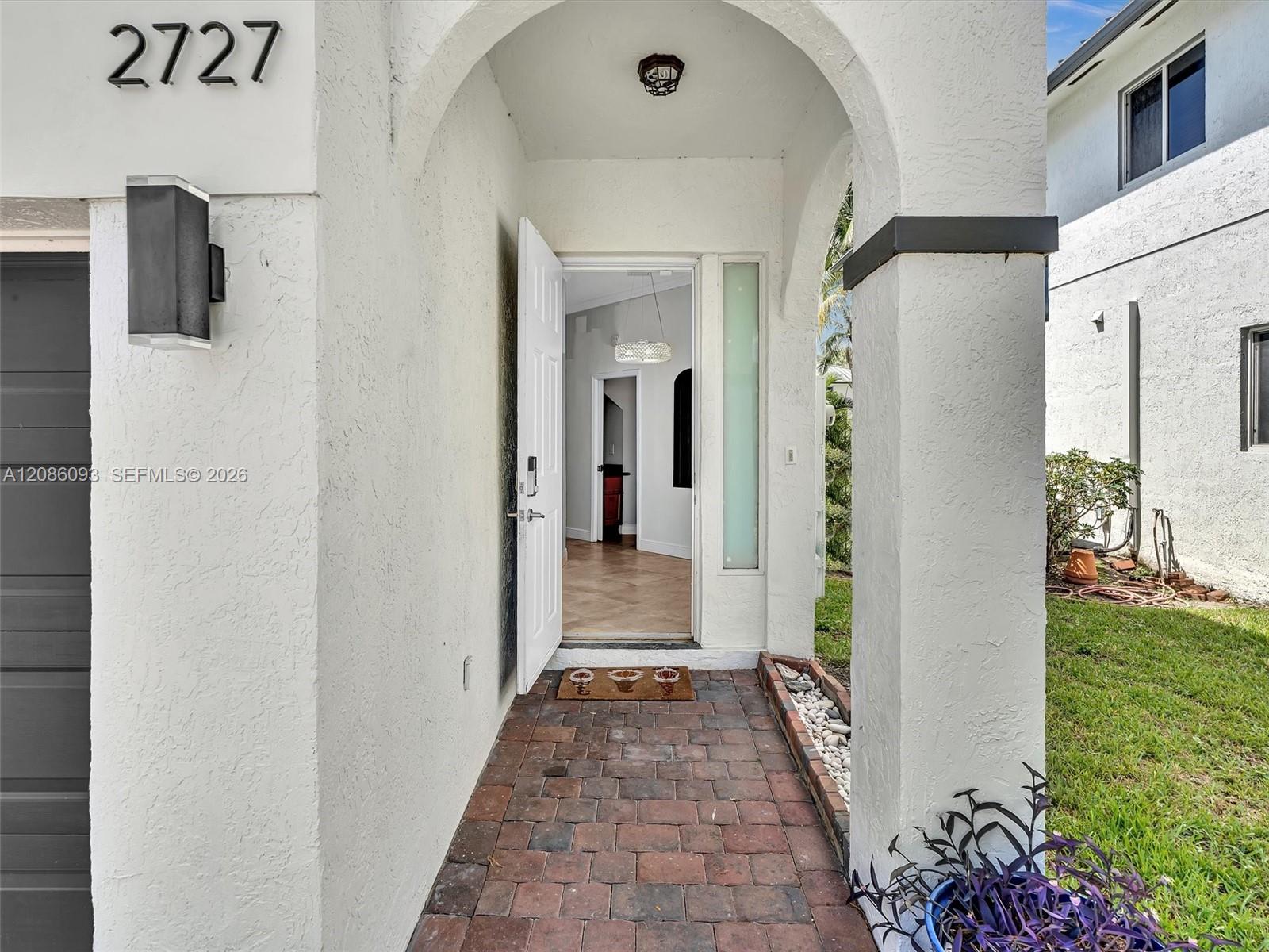 2727 Treasure Cove Circle 2727 Property Photo 2