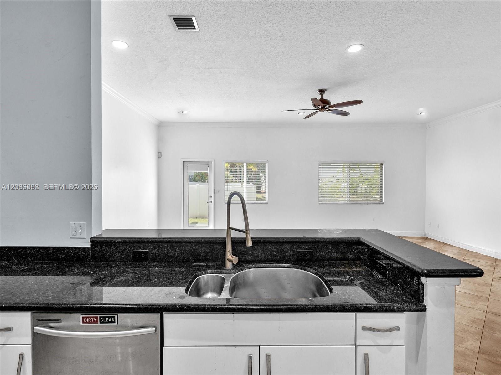 2727 Treasure Cove Circle 2727 Property Photo 11