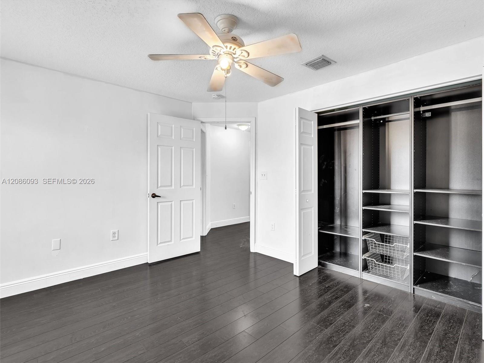 2727 Treasure Cove Circle 2727 Property Photo 44