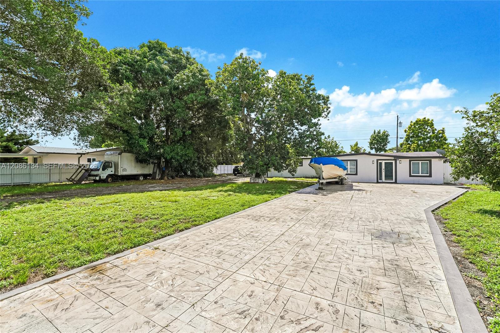 2934 Nw 96th Street Property Photo 1