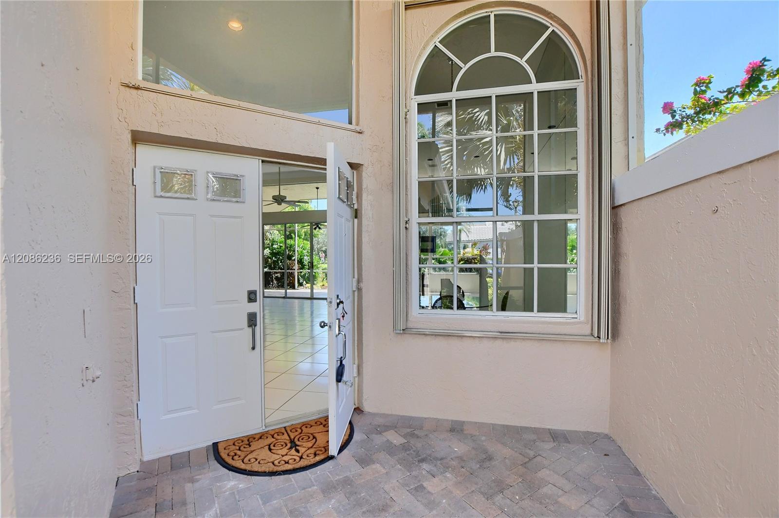 11622 Creekside Drive Property Photo 10