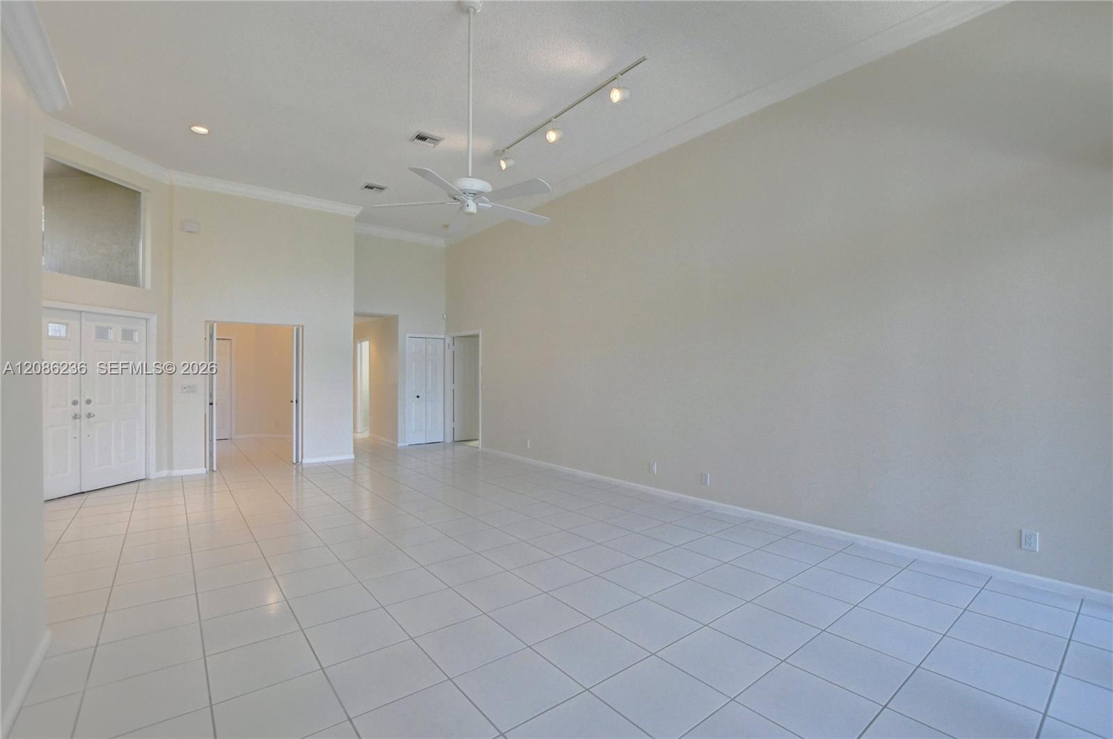 11622 Creekside Drive Property Photo 18