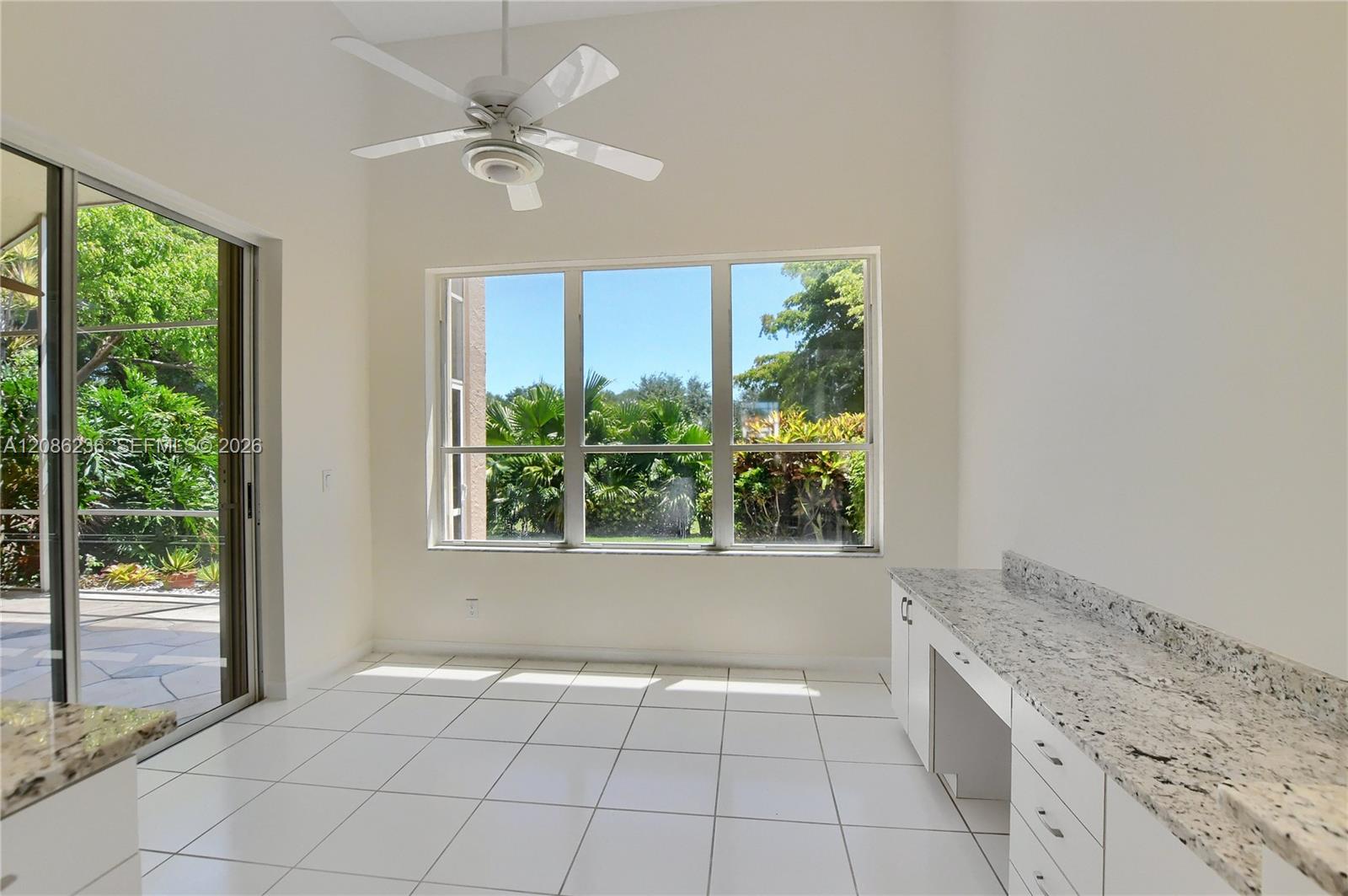 11622 Creekside Drive Property Photo 24