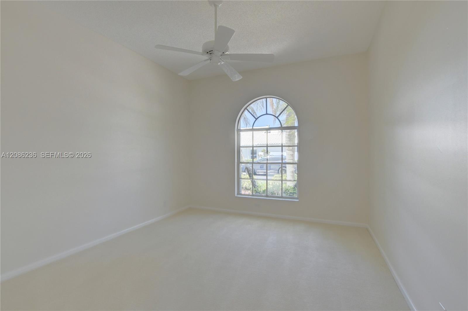 11622 Creekside Drive Property Photo 25