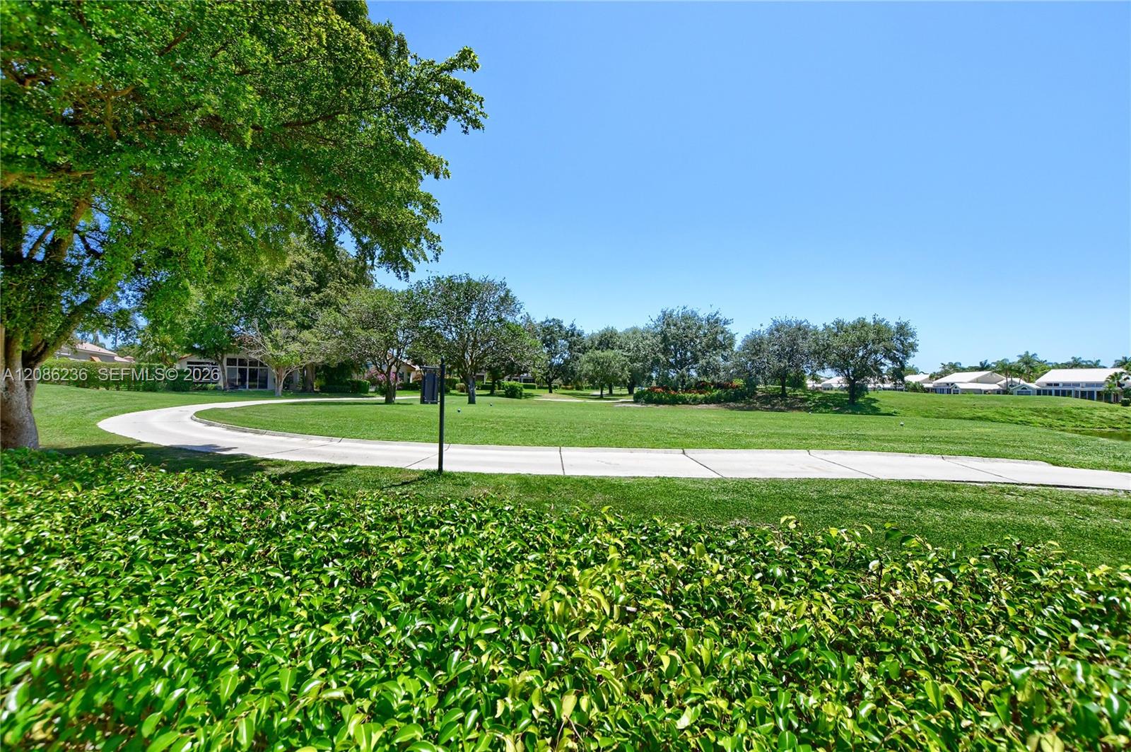 11622 Creekside Drive Property Photo 43