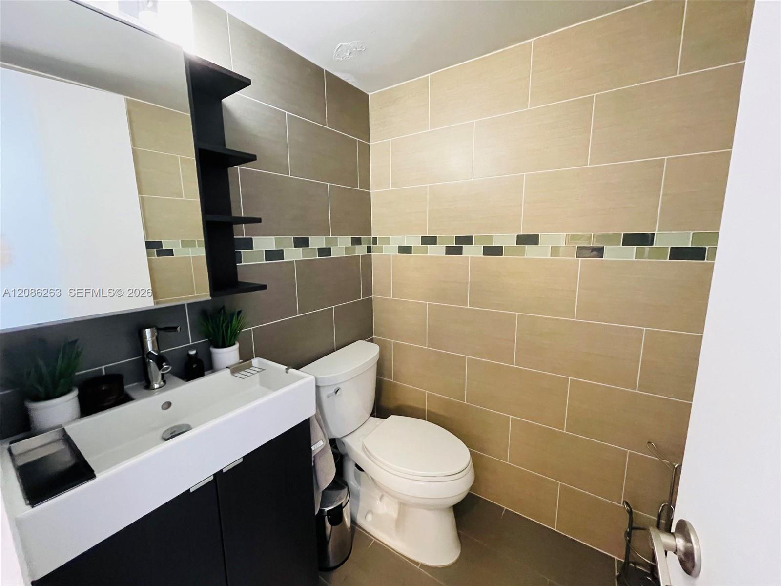 2333 Brickell Avenue 409 Property Photo 20