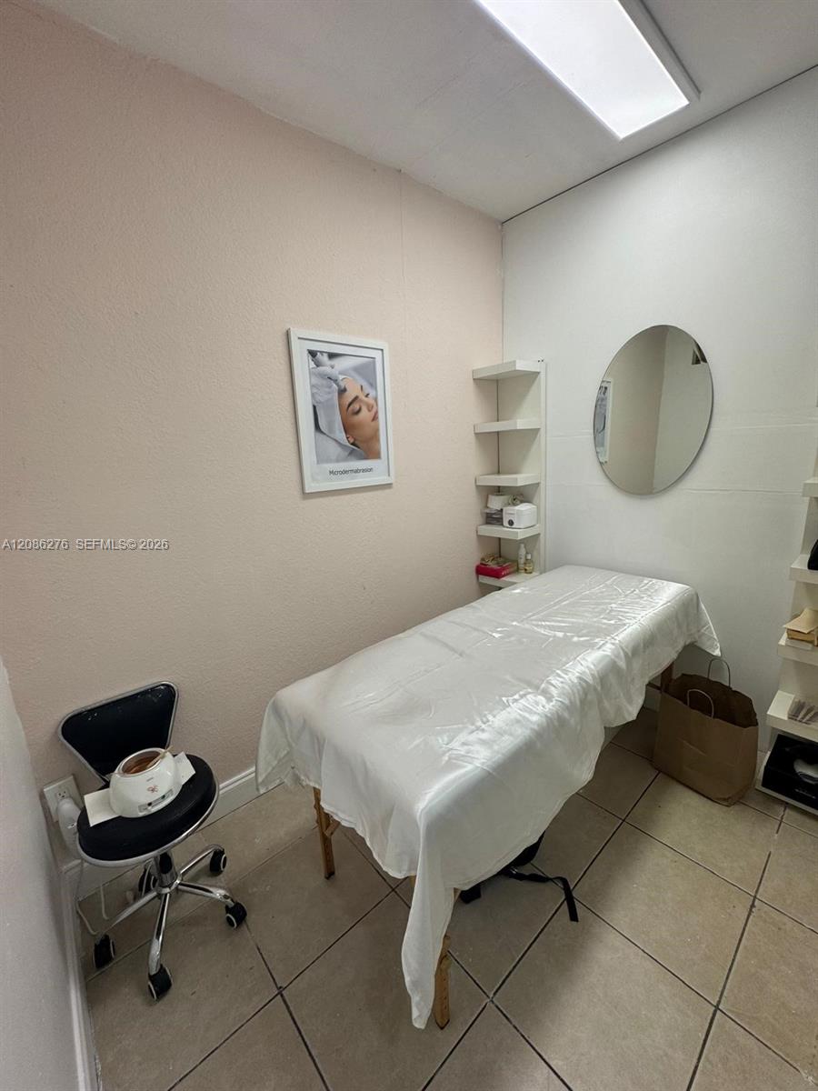 Little Havana Little Havana Full-service Beauty Salon For Sale Property Photo 8