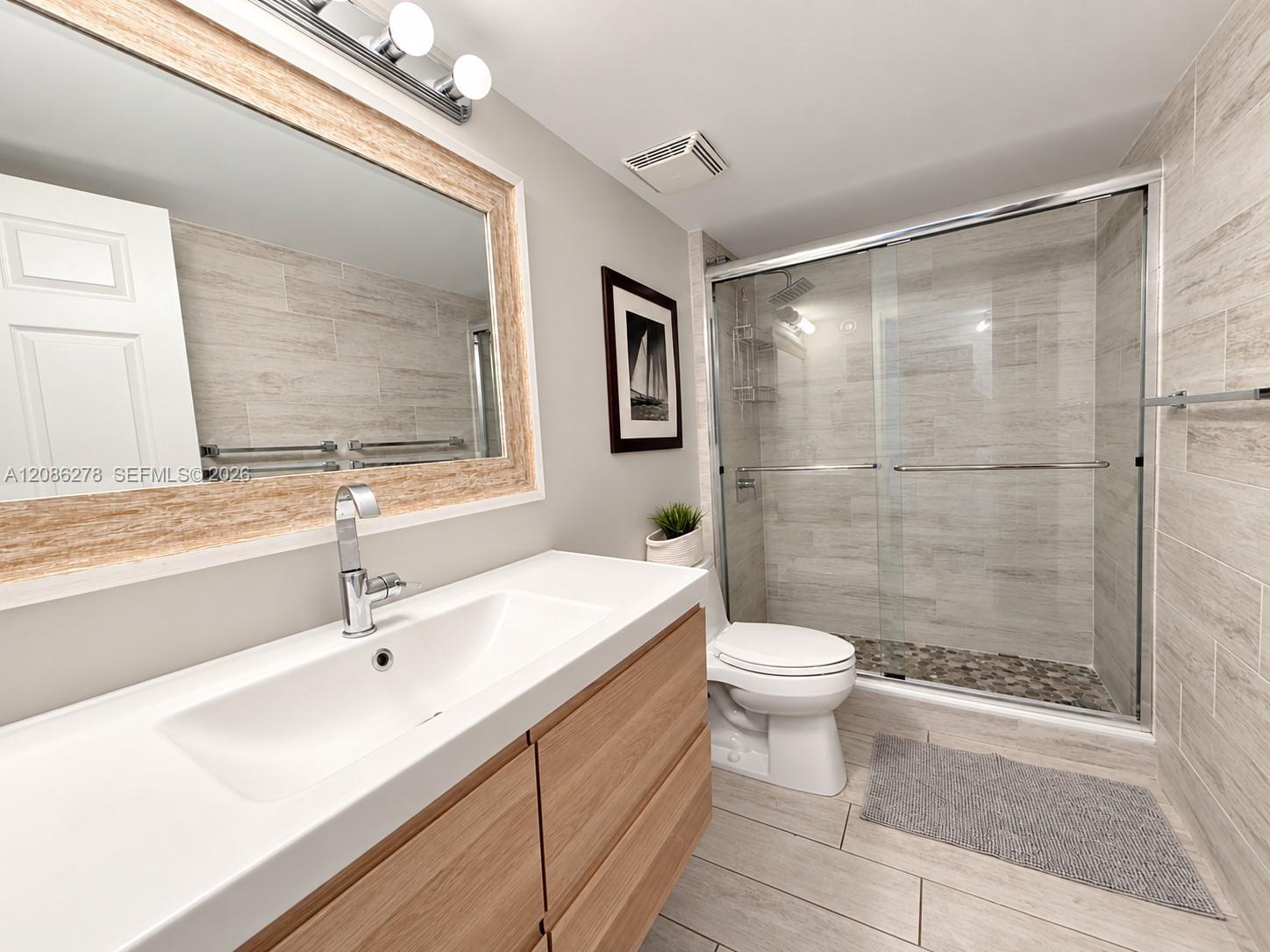 3000 Coral Way 1408 Property Photo 2