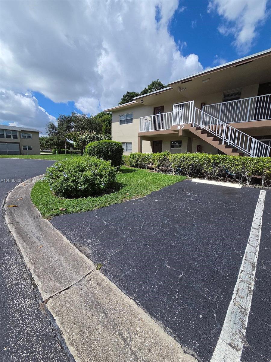 601 NW 79th Avenue 101