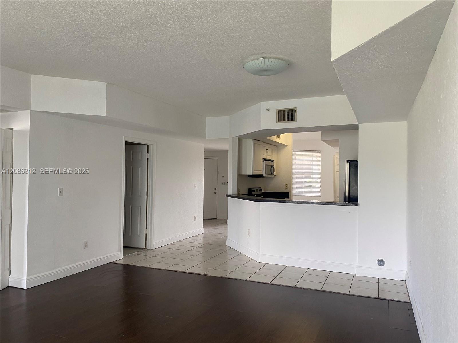 A12086312 Property Photo 3