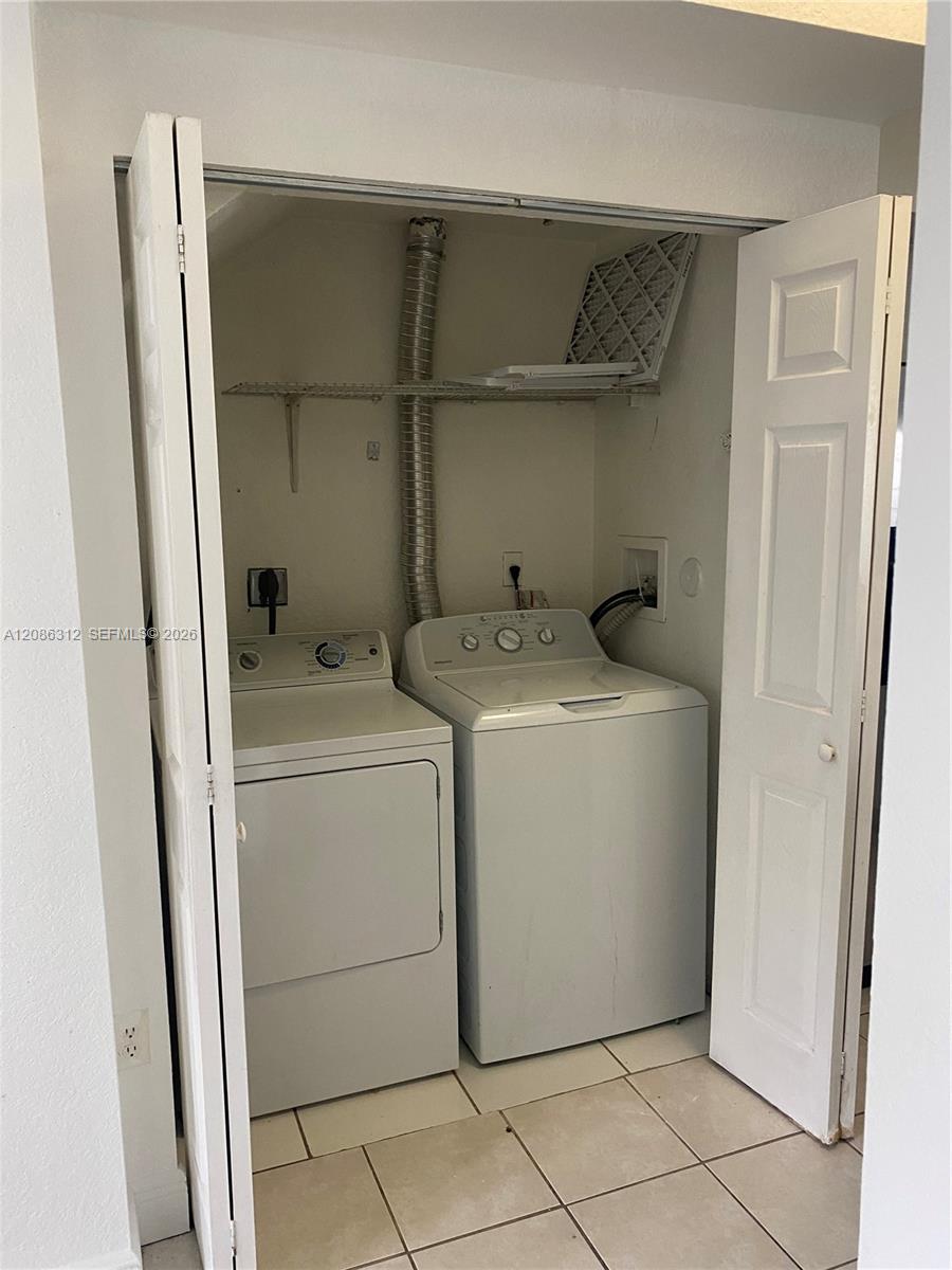 A12086312 Property Photo 12