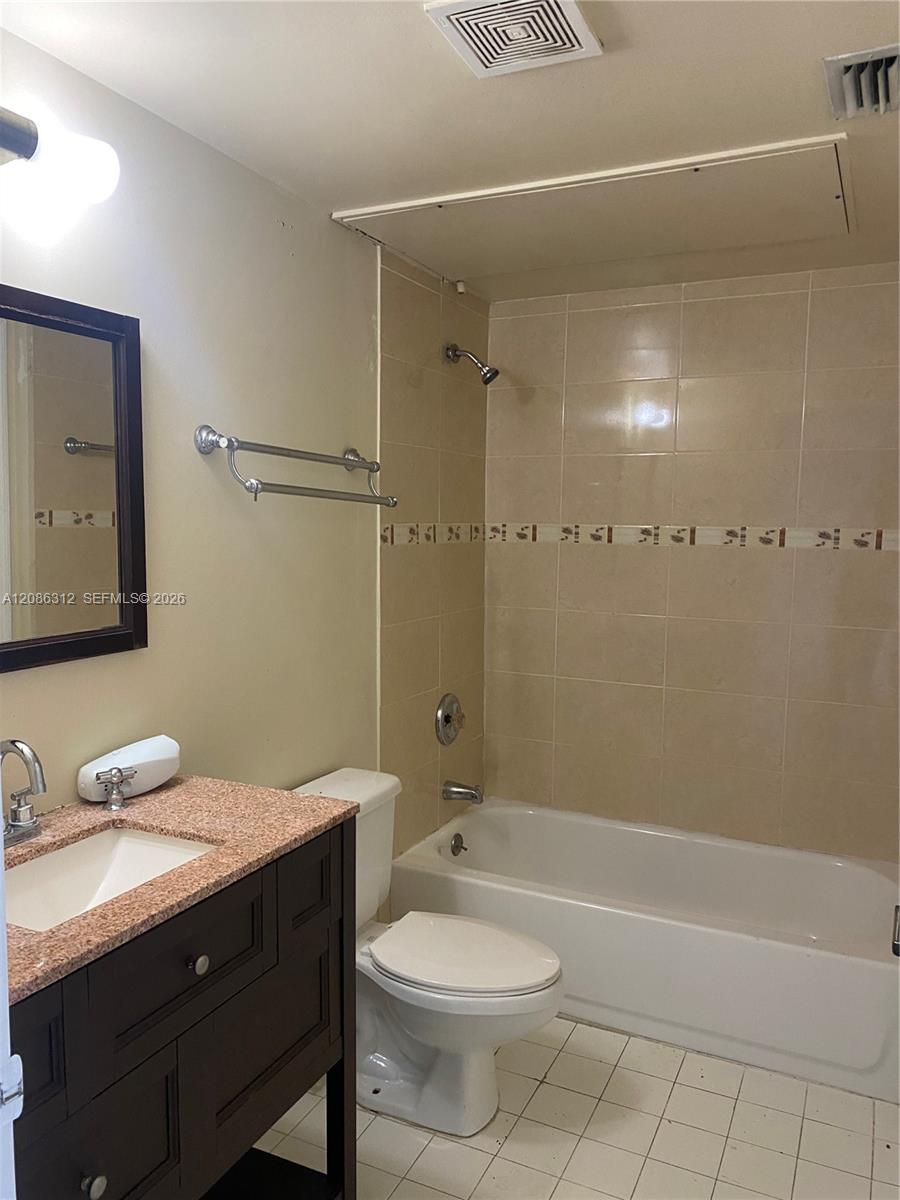 A12086312 Property Photo 13