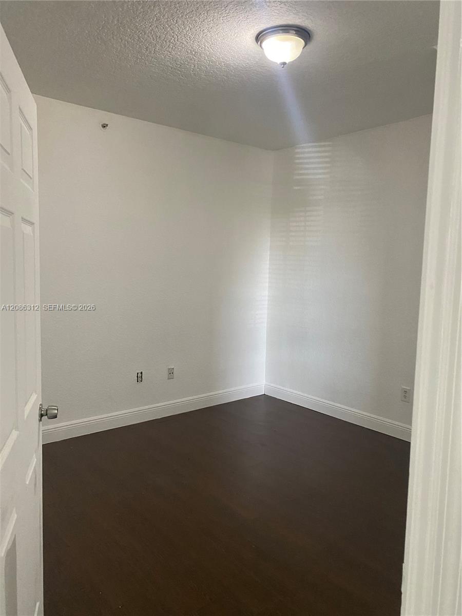 A12086312 Property Photo 15