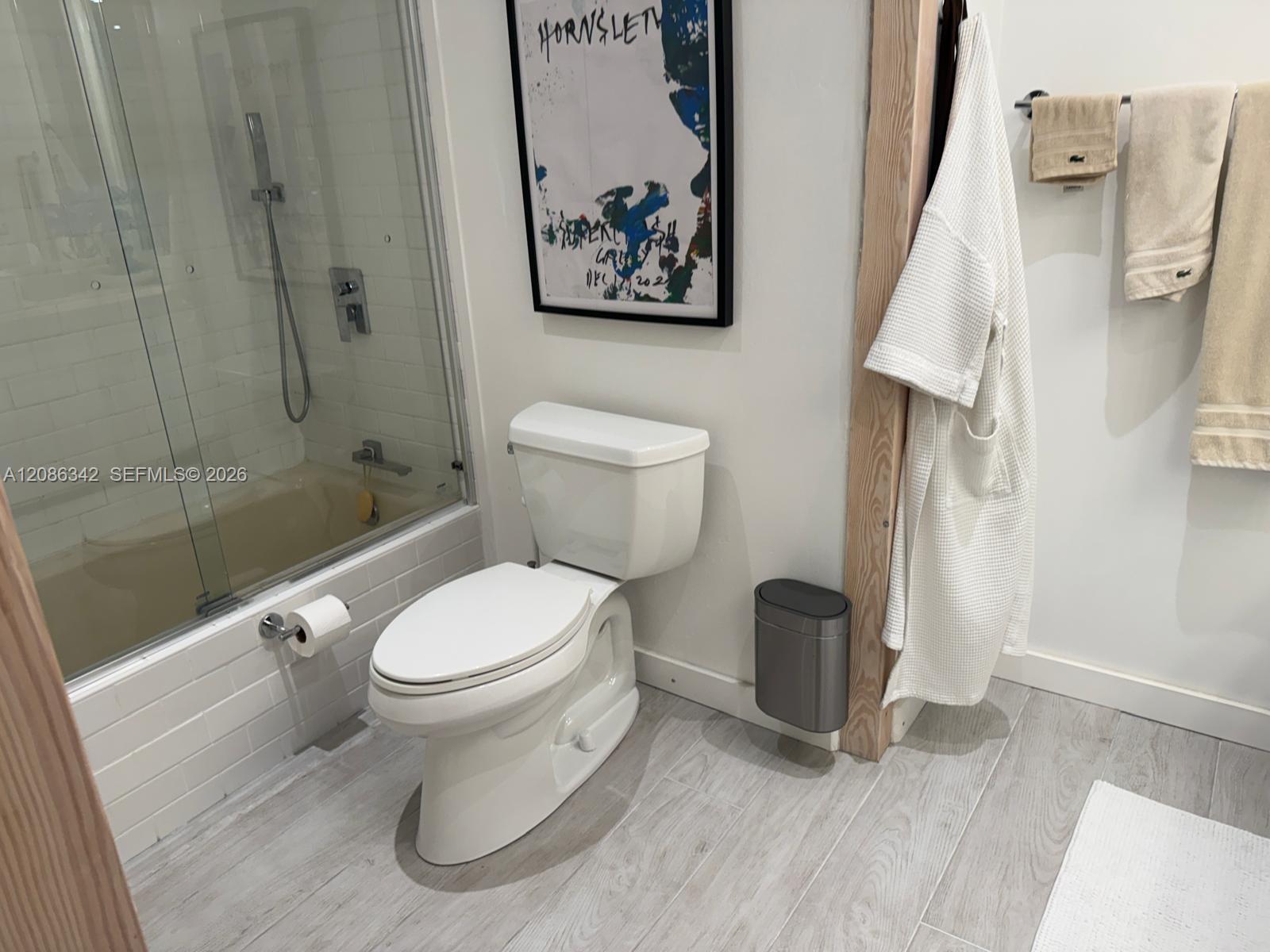 A12086342 Property Photo 17