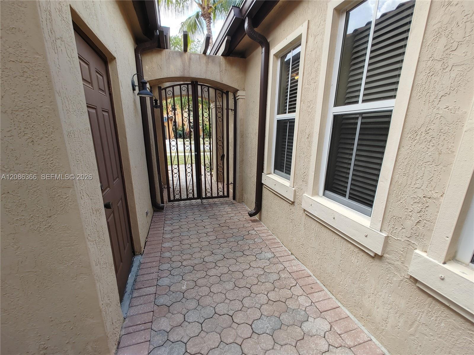 15243 Sw 28 Te Property Photo 4